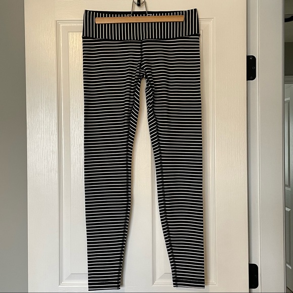 EUC Lululemon Parallel Stripe Wunder Under Tight Size 10 - Picture 3 of 8
